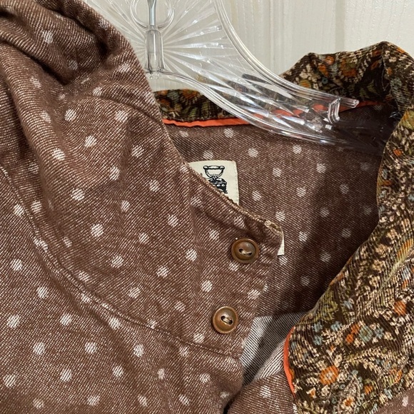 INTREX Be Who you are hooded flannel. Brown w/Polka Dots Size Large - Picture 7 of 7